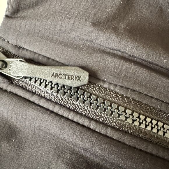 Arcteryx Atom Jacket Womens Black  XS - Picture 6 of 10